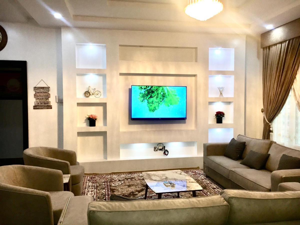 De-Omega Homes - Serviced Apartment Jahi, 阿布贾 外观 照片